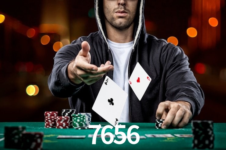 7656